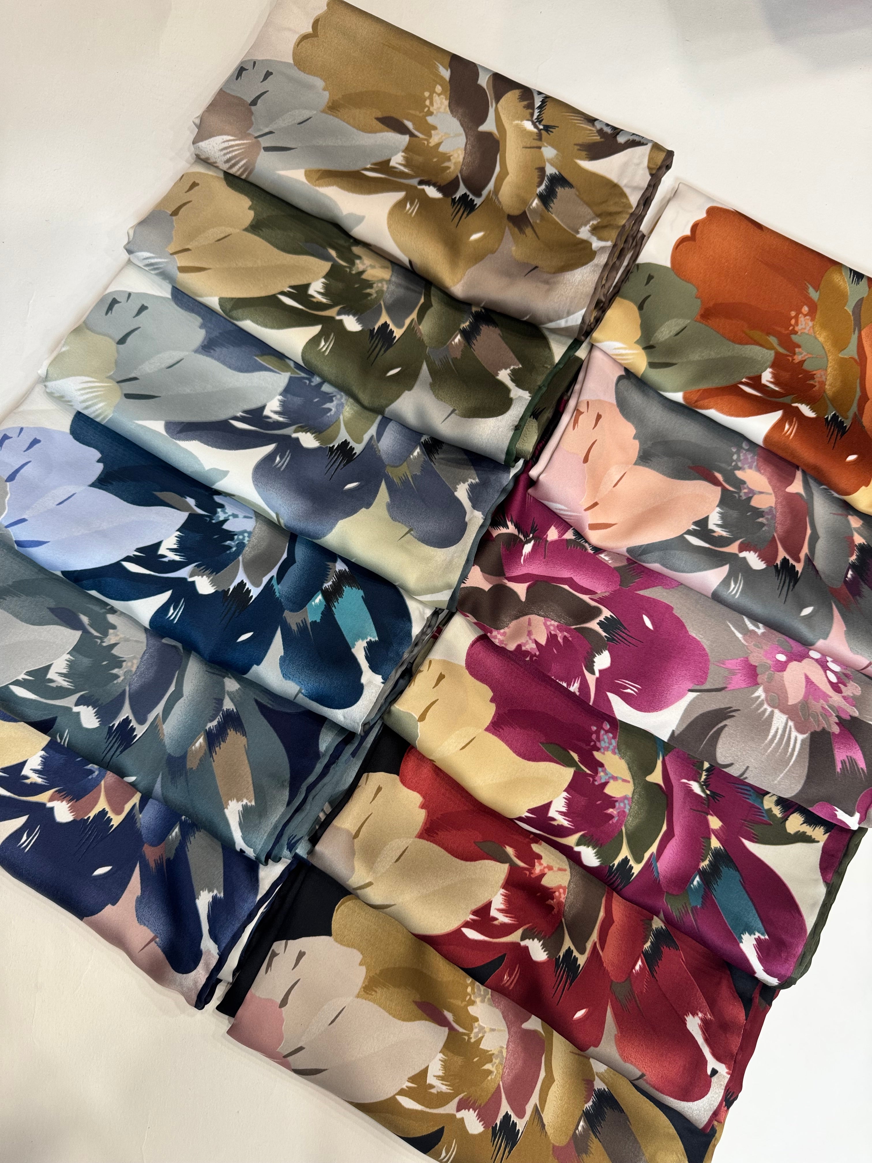 Flower Satin Square ( 12 colors )