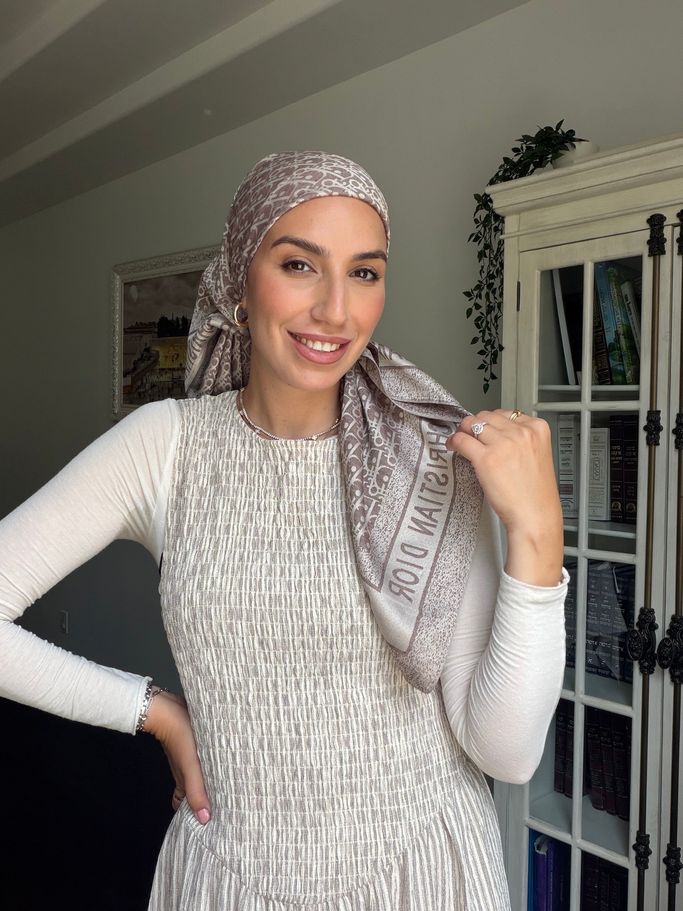 Cashmere Square Inspired By D (5 colors)