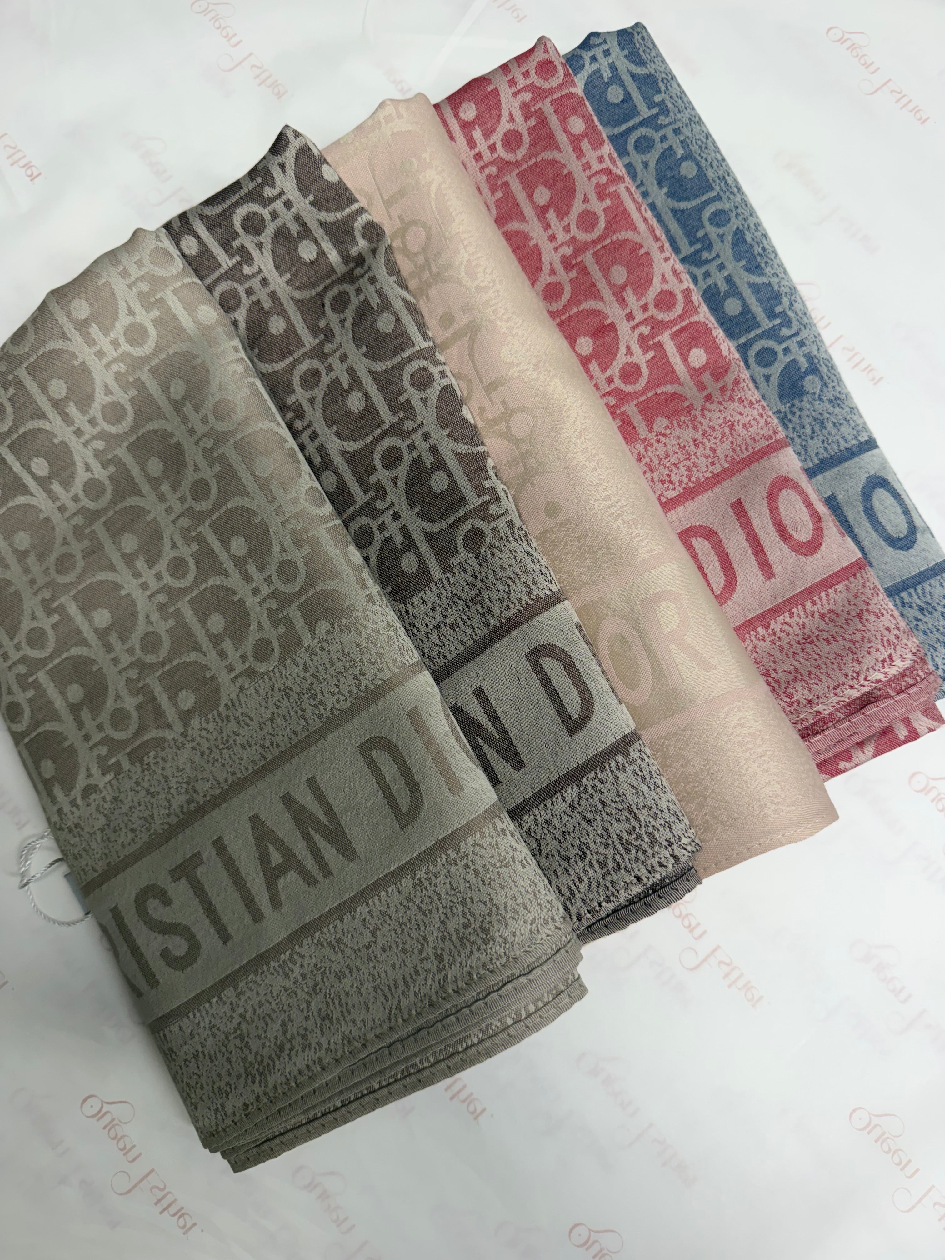 Cashmere Square Inspired By D (5 colors)