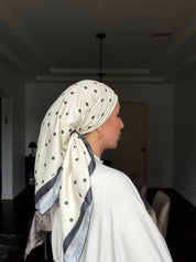 Satin Dots Square (3 colors)