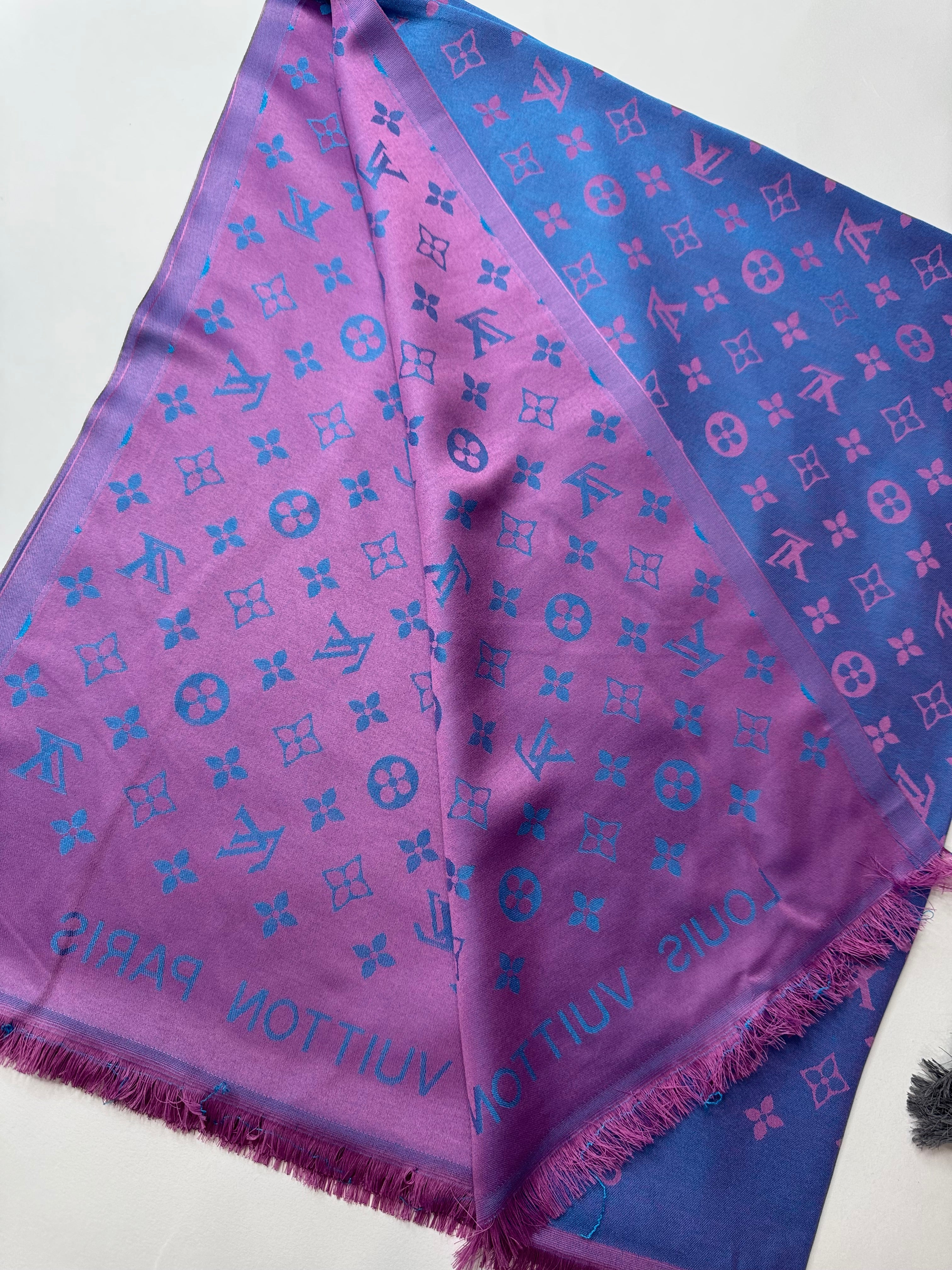 Versatile Rectangle Lightweight Inspired By LV