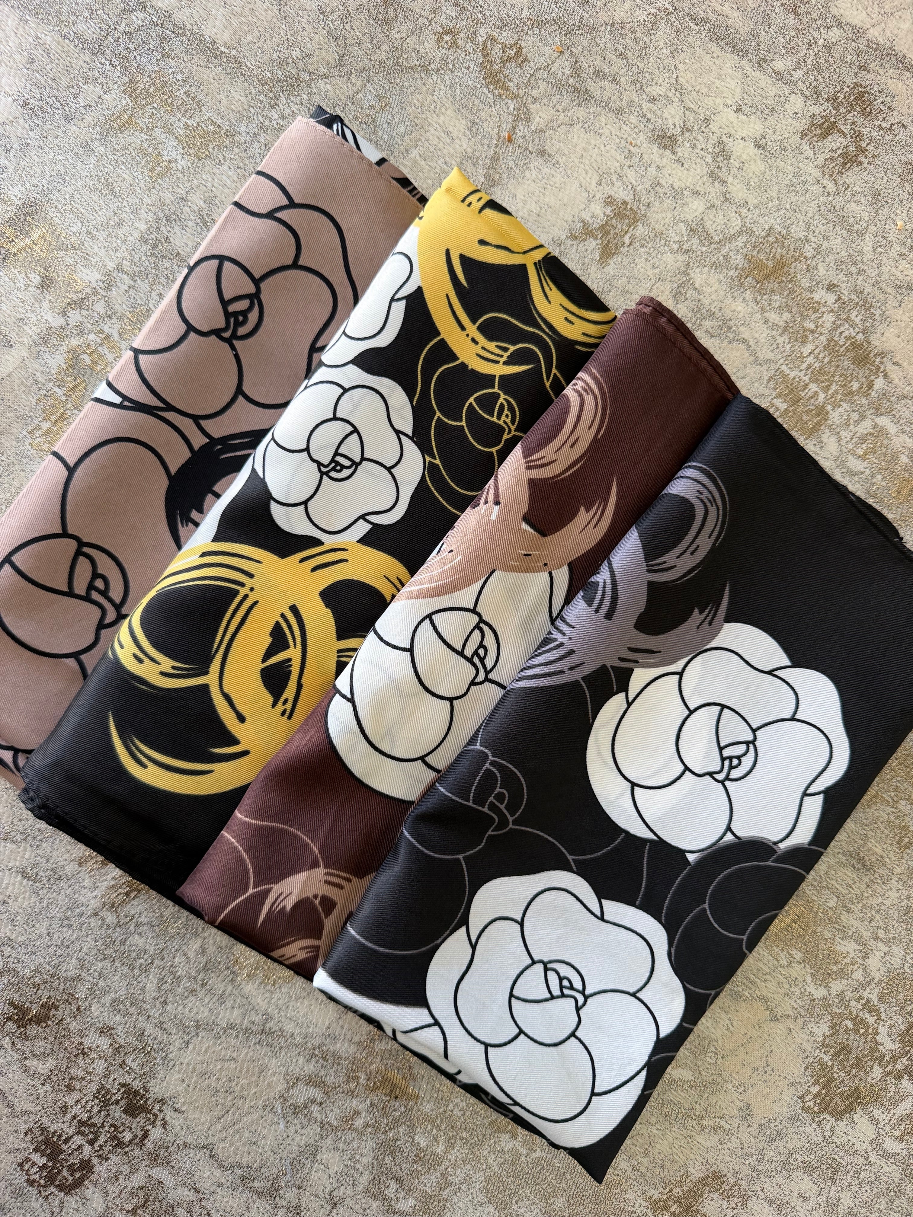Silk Flower Square ( 4 colors)
