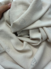 Cream Rectangle With Bids Chanl