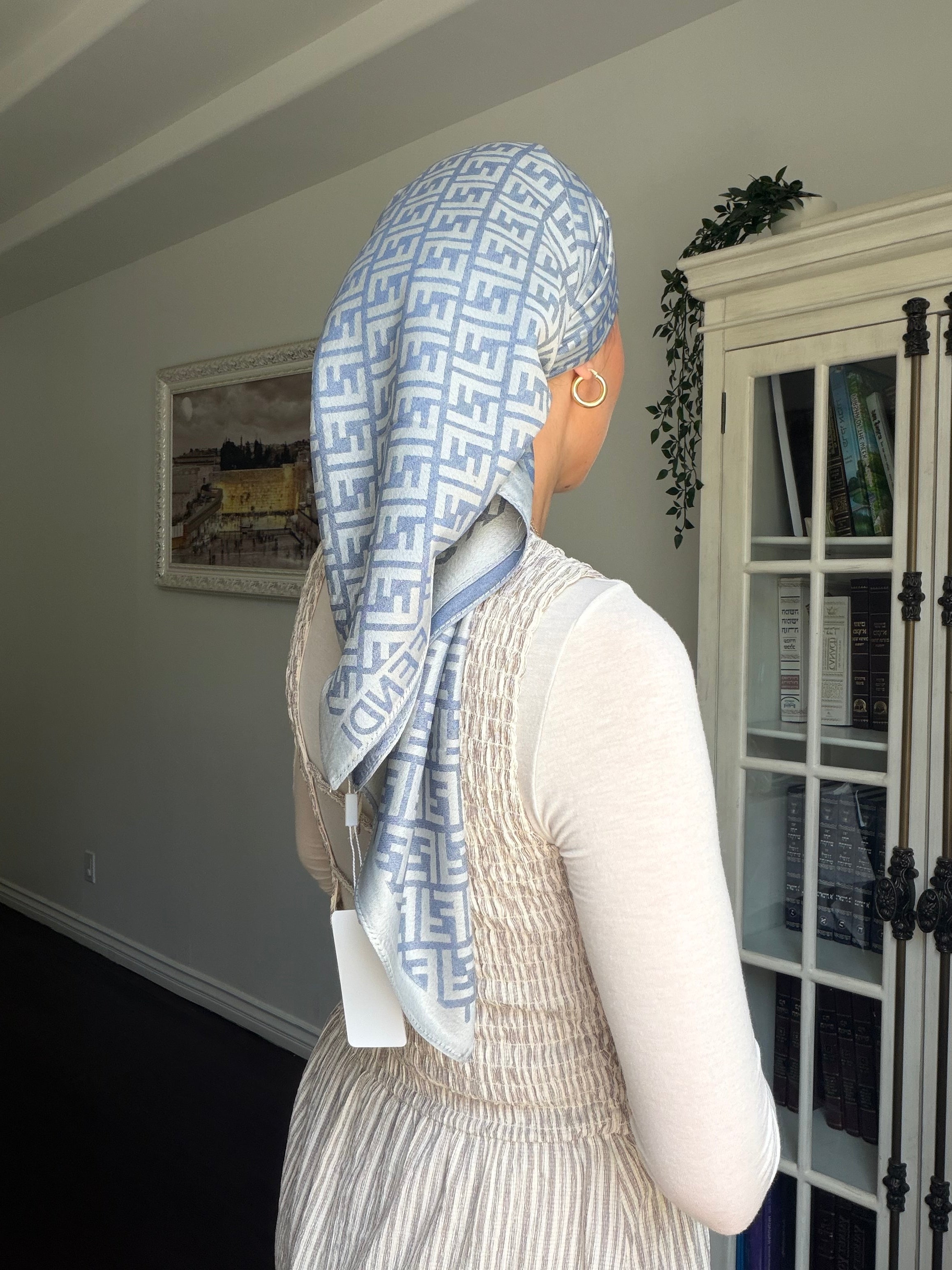 Cashmere Square Inspired By F (7 colors)