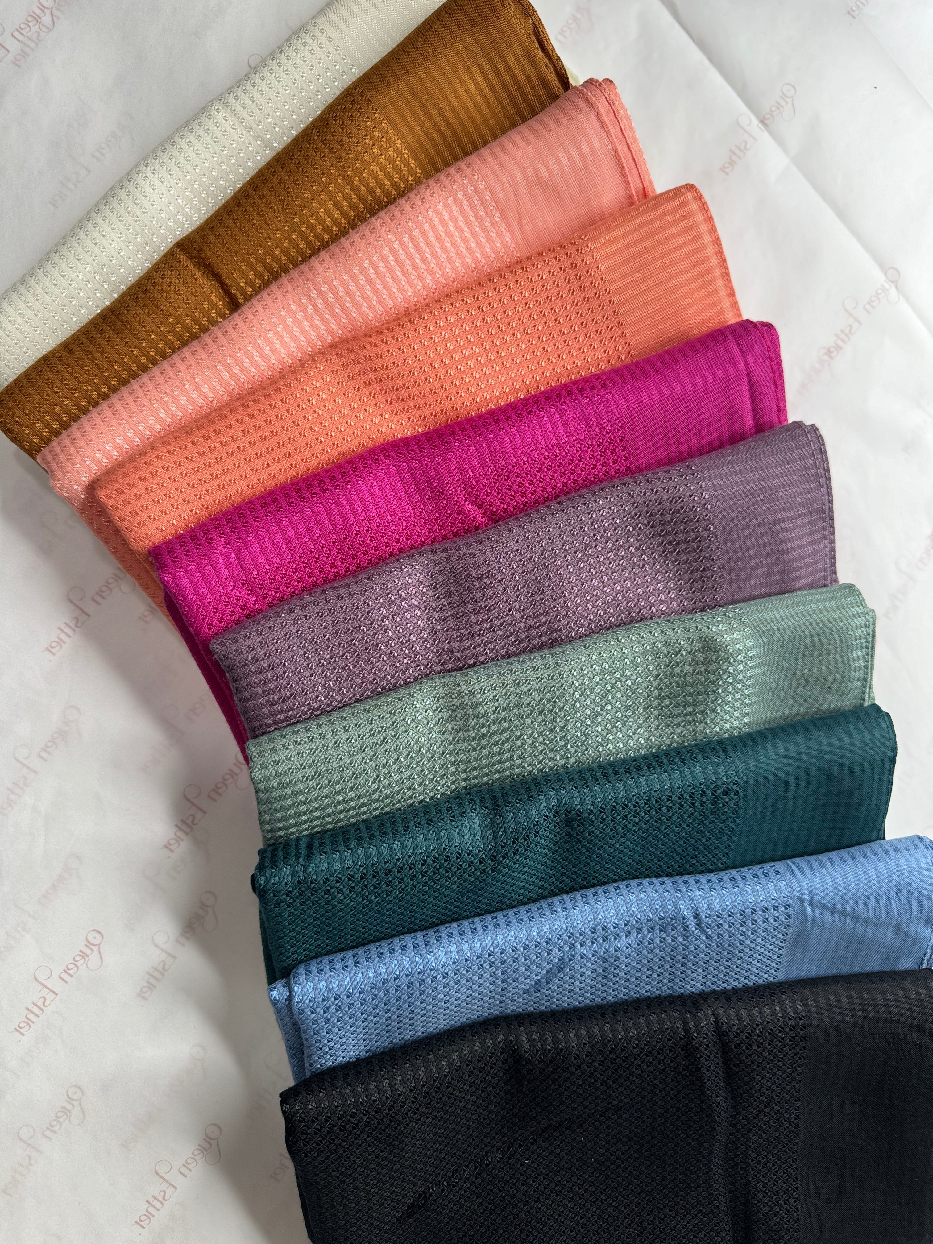 Soft Shinny Cotton Square ( 10 colors )