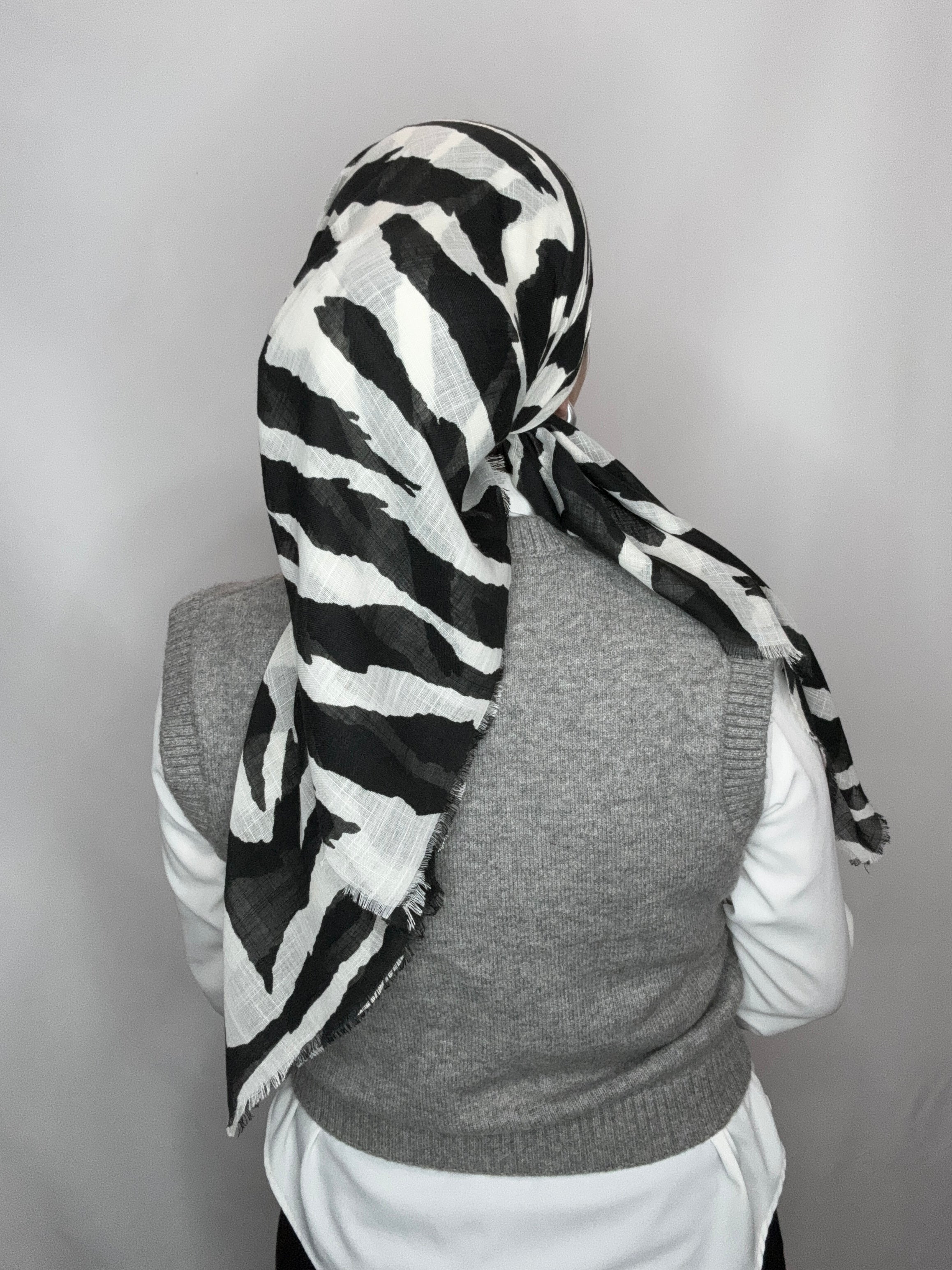 Black & White - Zebra Cotton Square