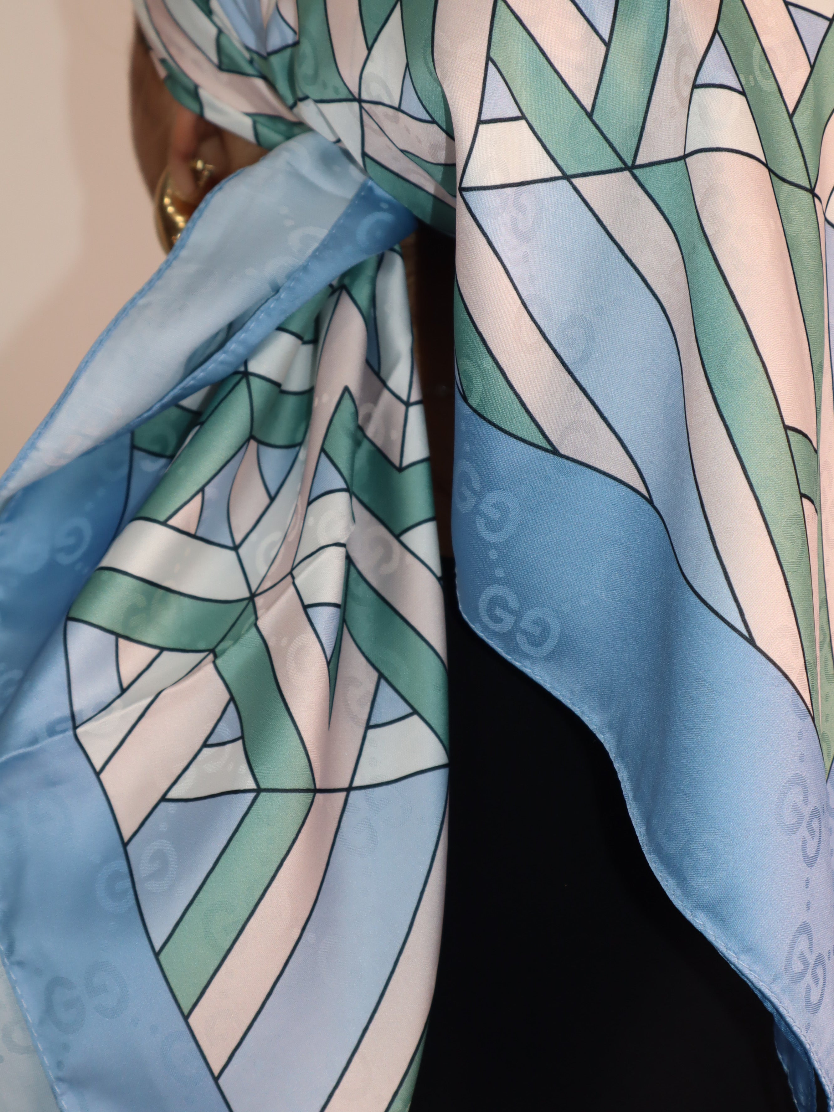Shapes Satin Square Inspired By G (3 colors)