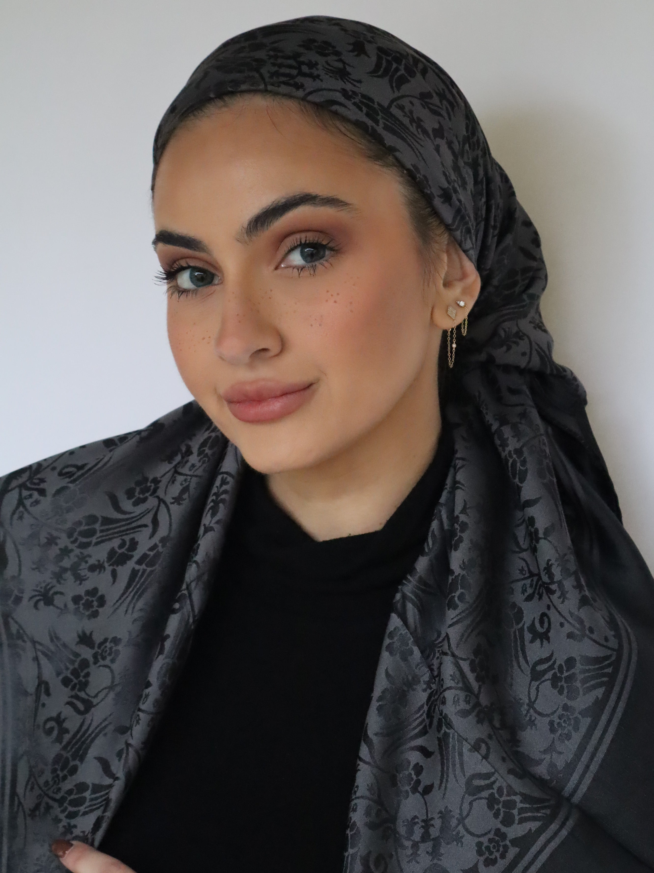 Mixed Cotton Satin Square Flower ( 10 colors)