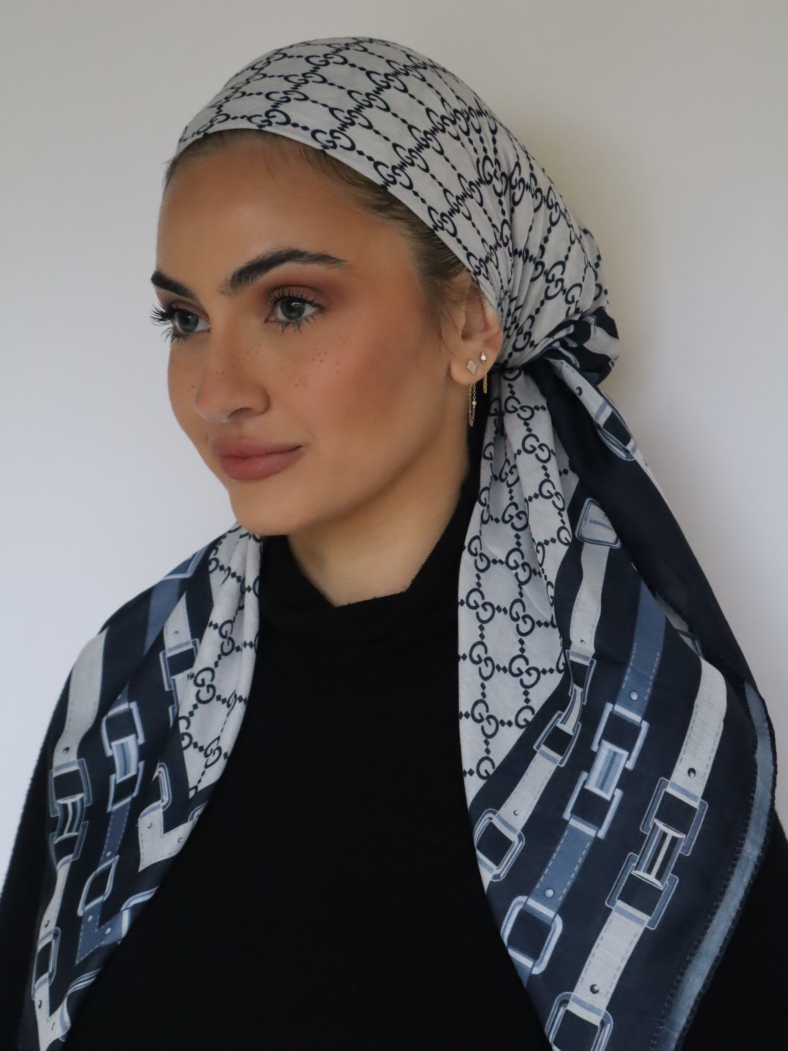 Light Wight Cotton Square Inspired By G  ( 5 colors )