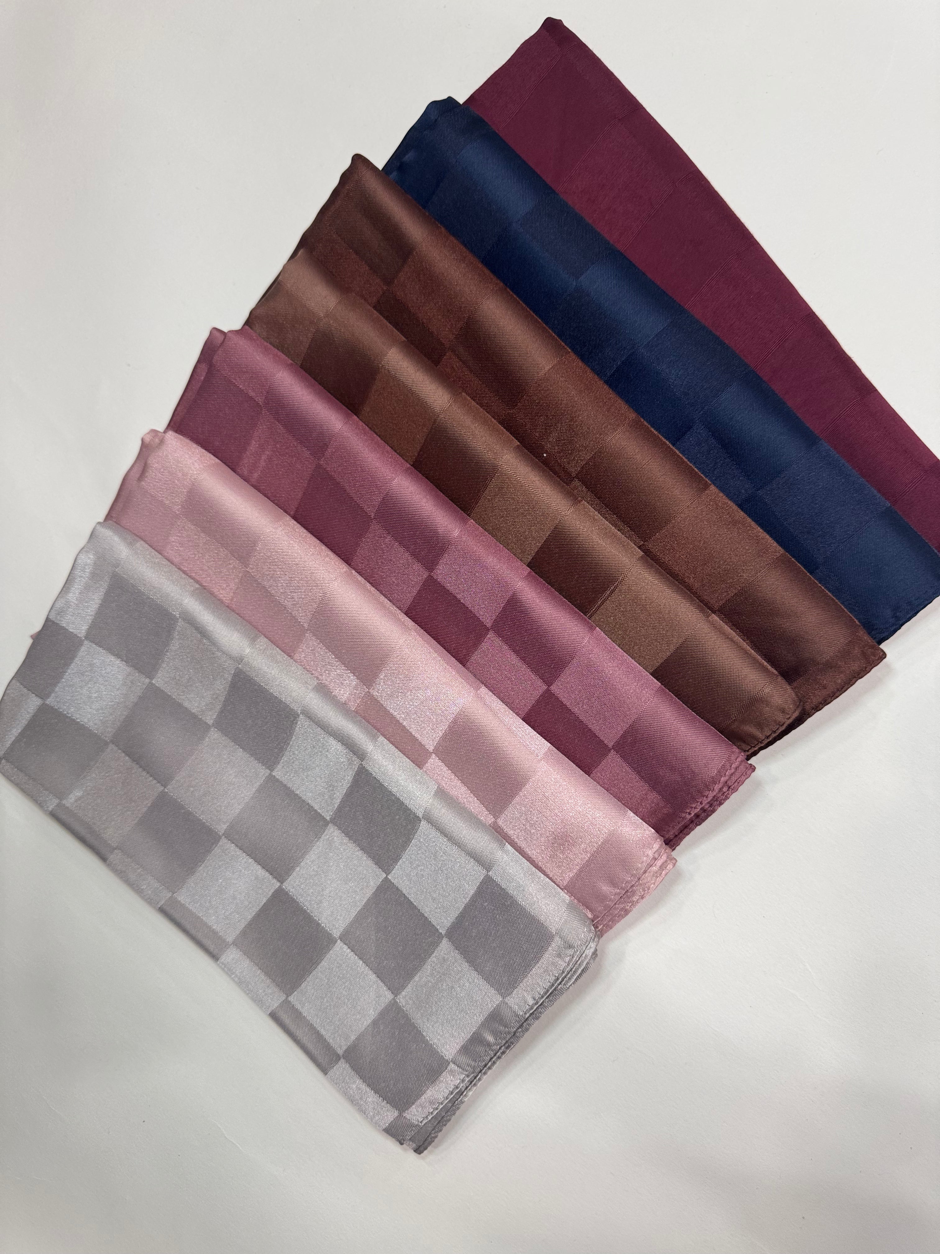 Checkers Cotton & Satin Square (11 Colors)