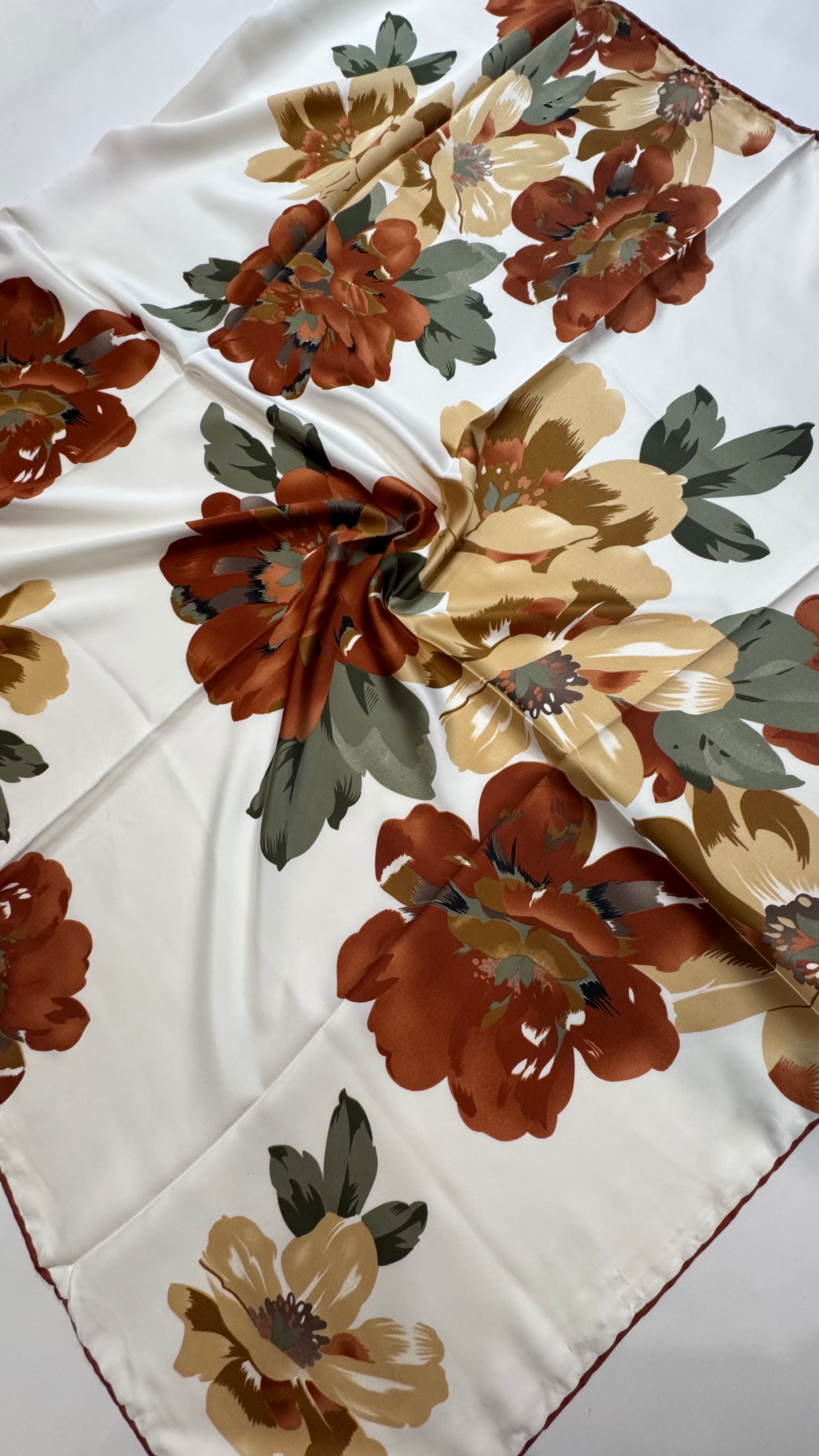 Flower Satin Square ( 12 colors )