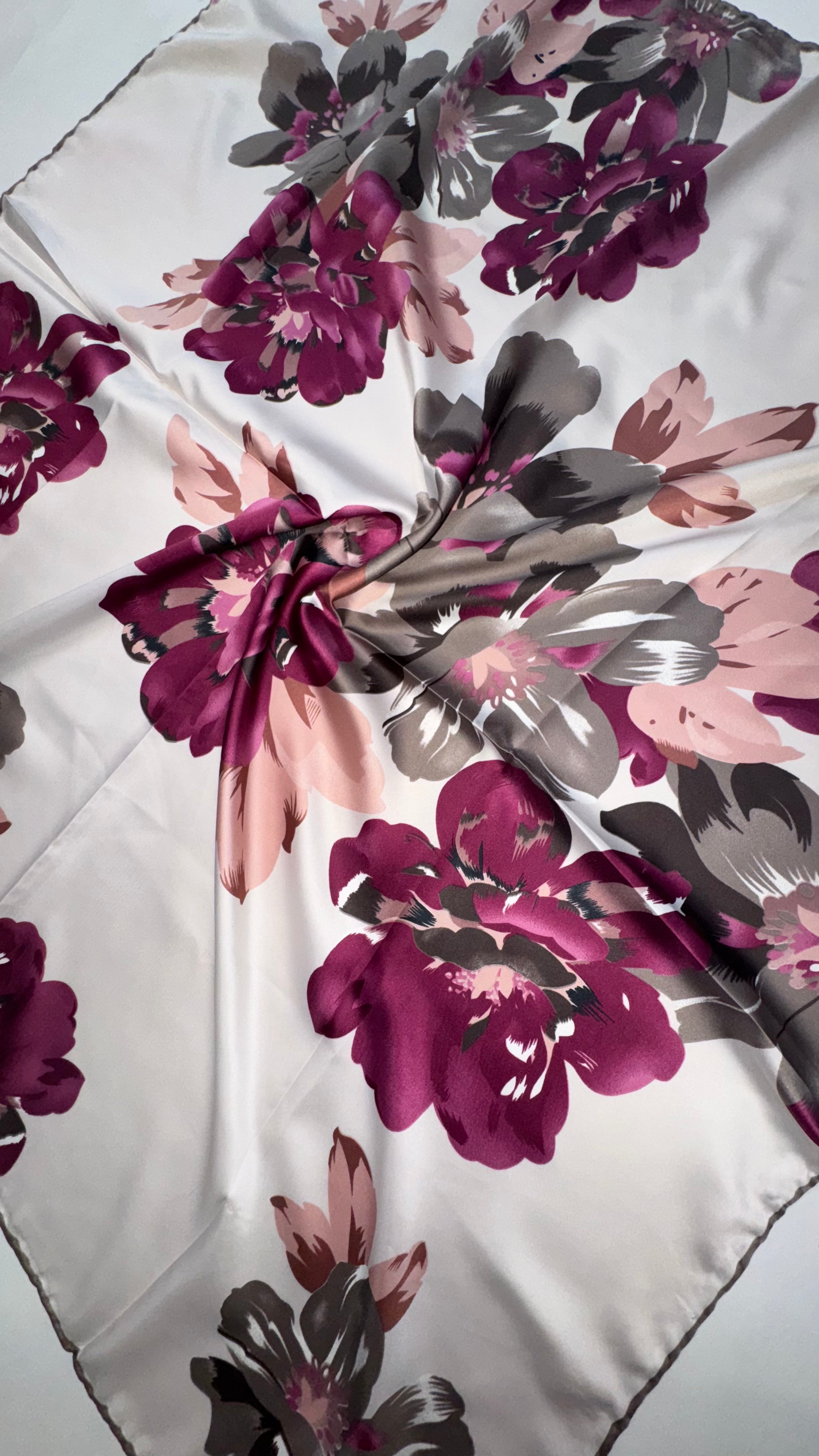 Flower Satin Square ( 12 colors )